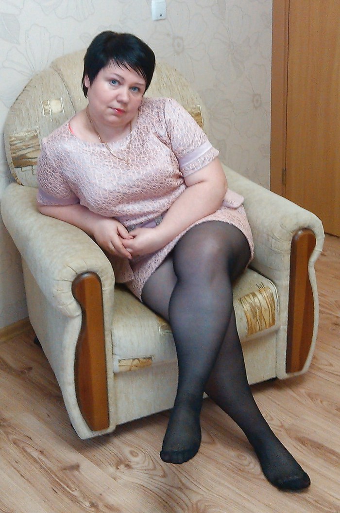 I spy on a lonely fat woman
