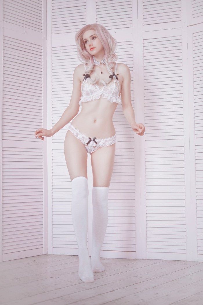 Sasha Holland Plum 18