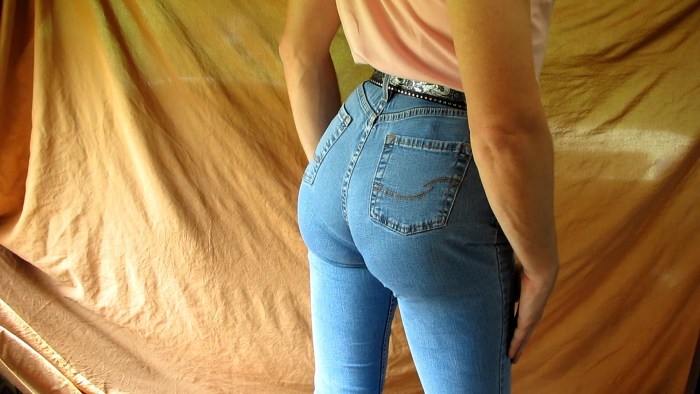 Beautiful butt in jeans