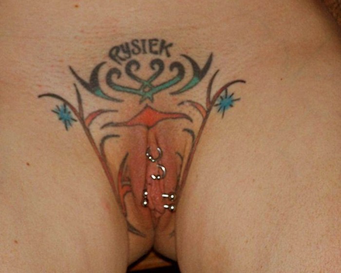 Women's intimate tattoos