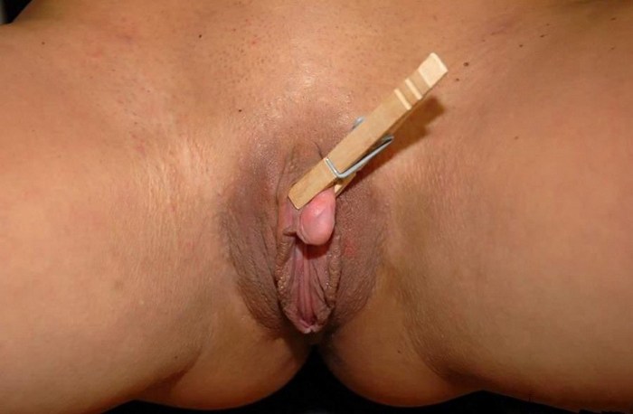 Brongs on the labia and clitoris