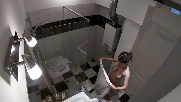Naked women with a hidden camera