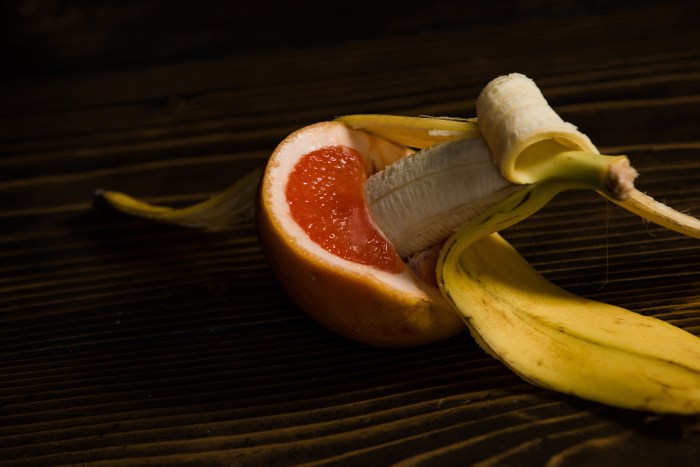 Fruits with a hint