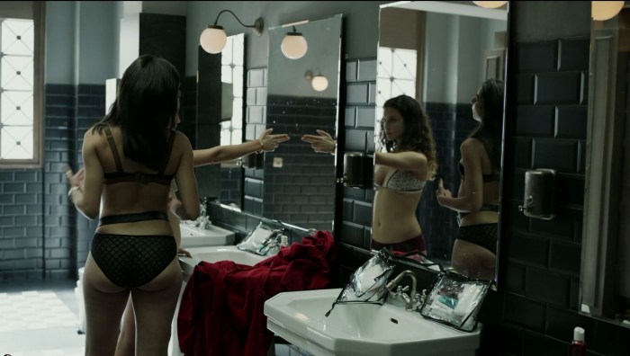 Alba Flores and Ursula Korbero