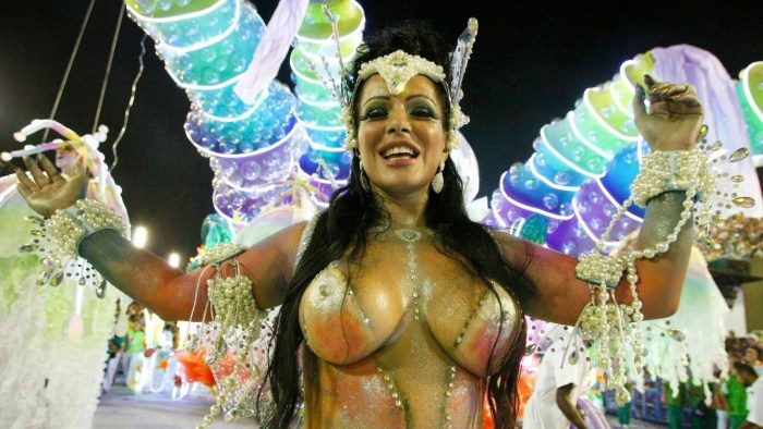 Andrea Martins Brazili Carnival