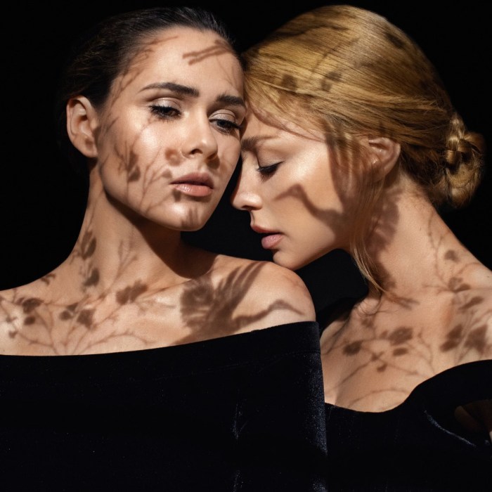 Tina Karol and Julia Sanina