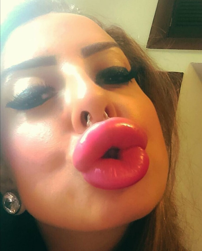 Huge lips open mouth