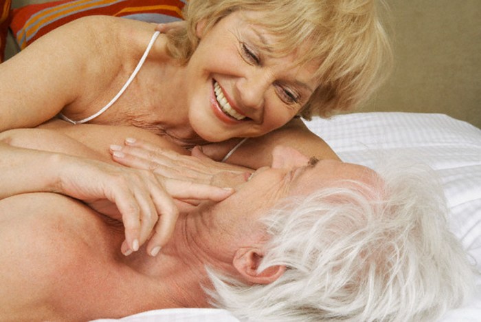 50 -year -old woman in bed