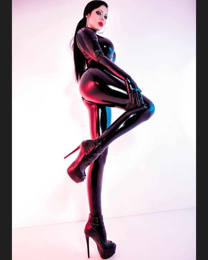 Grandmothers in latex and skin