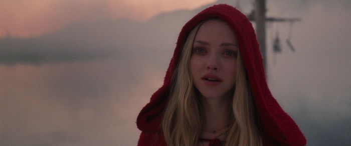 Amanda Seyfrid Red hat frame from the movie