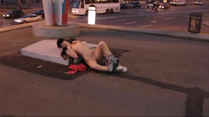 Naked women on the streets of Moscow