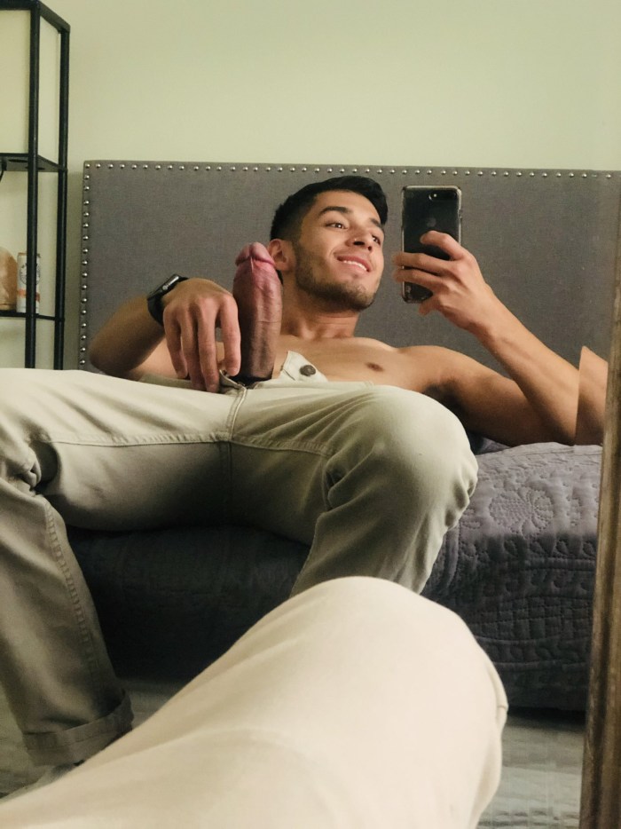 Guys Showing Off Their Dicks Pictures XXX