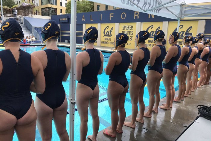 Ass swimsuit in Konch