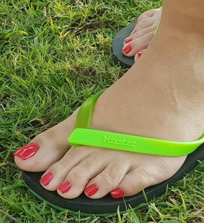 Kandelaki Feet Flip Flop