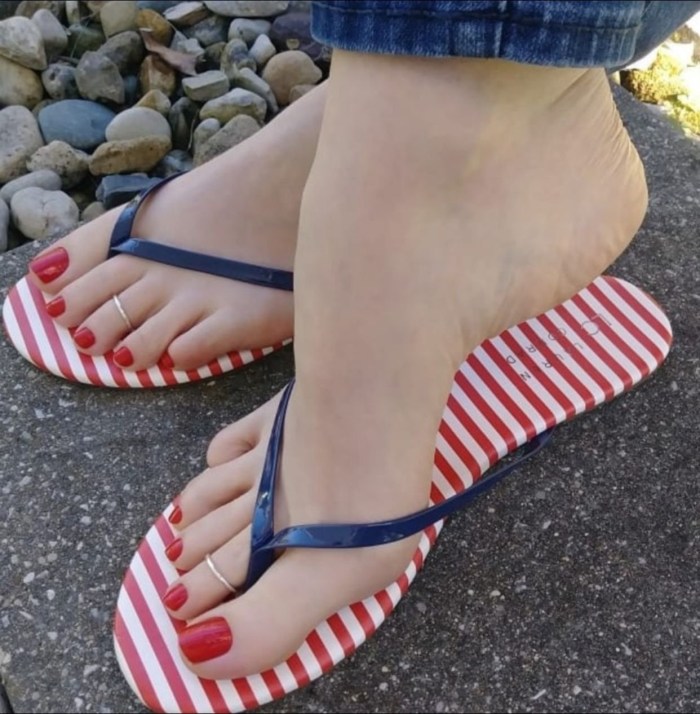 Beautiful legs in slap