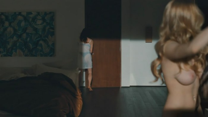 Amanda Seyfrid is erotic