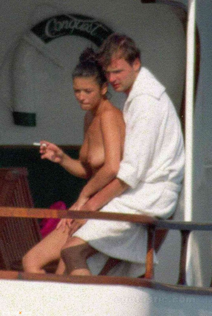 Katherine Zeta-Jones photo nude