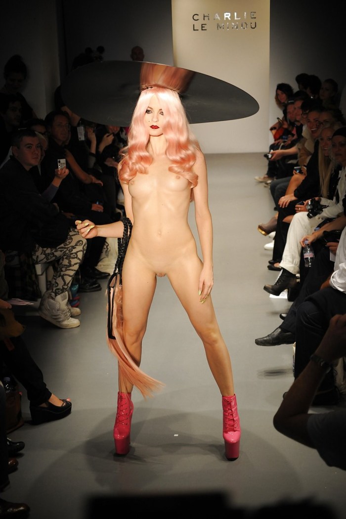Charlie Le Minda Charlie Le NakeD