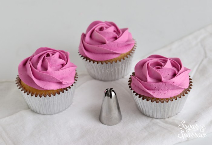 Capcakes in tulips