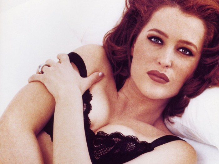 Gillian Anderson 18