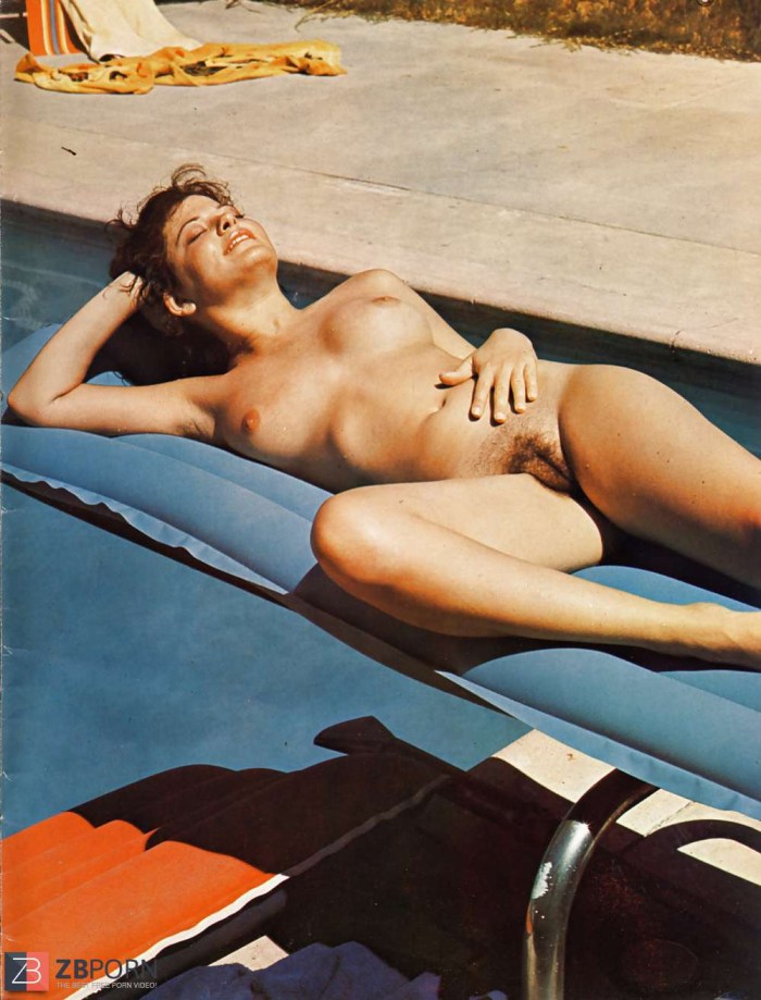 Retro nudist erection