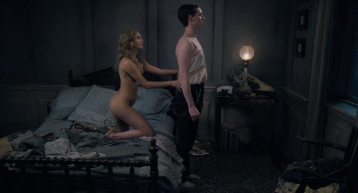 Susan Ward Cancer, without panties
