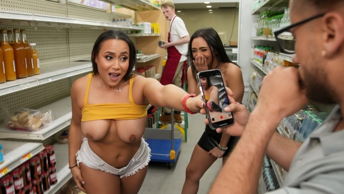 Elastic ass jumps on a member