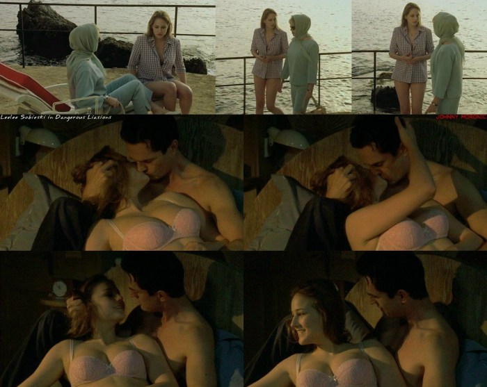 Lily Sobeski nudity