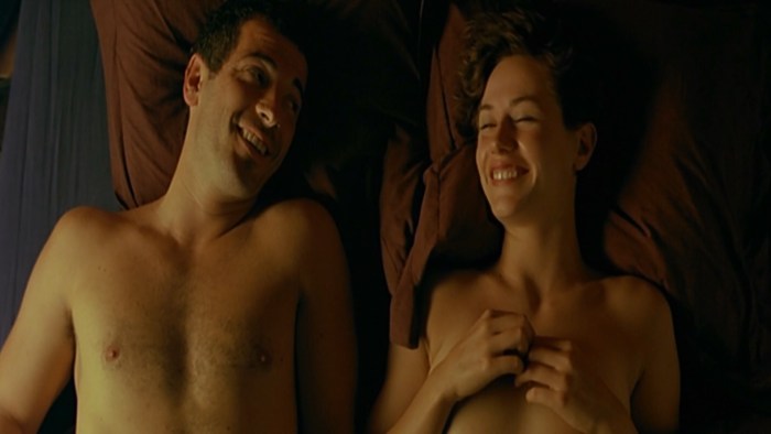 Cecil shoulder naked in the cinema