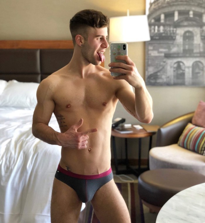 Uriel Marquez @urielmarque