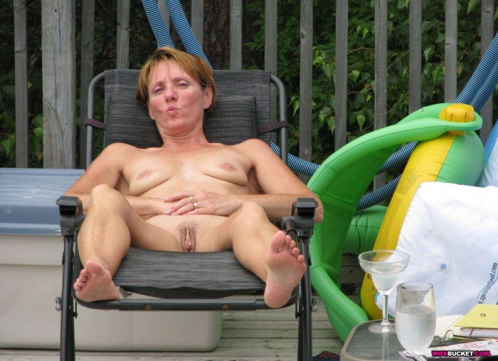 Wonderful Nude Single Mature Gentlefolk Pictures