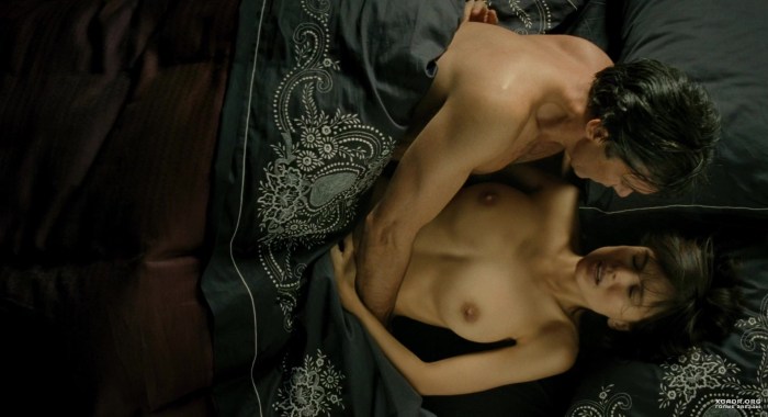 Naked Elena Anaya Leather in which I live