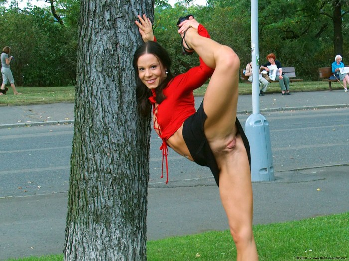 Homemade girls without panties