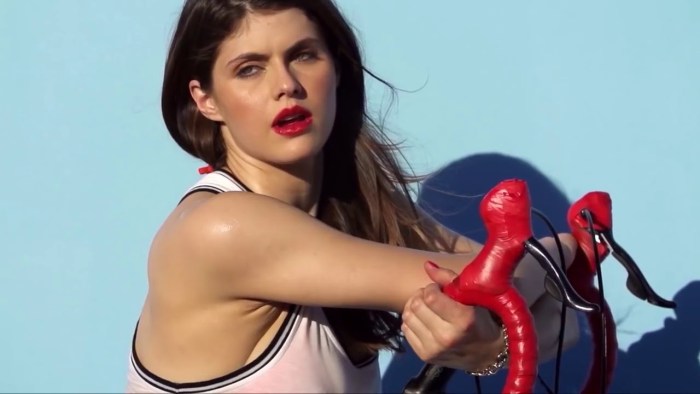 Alexandra Daddario foot