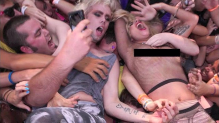 Fucking at concerts in the crowd