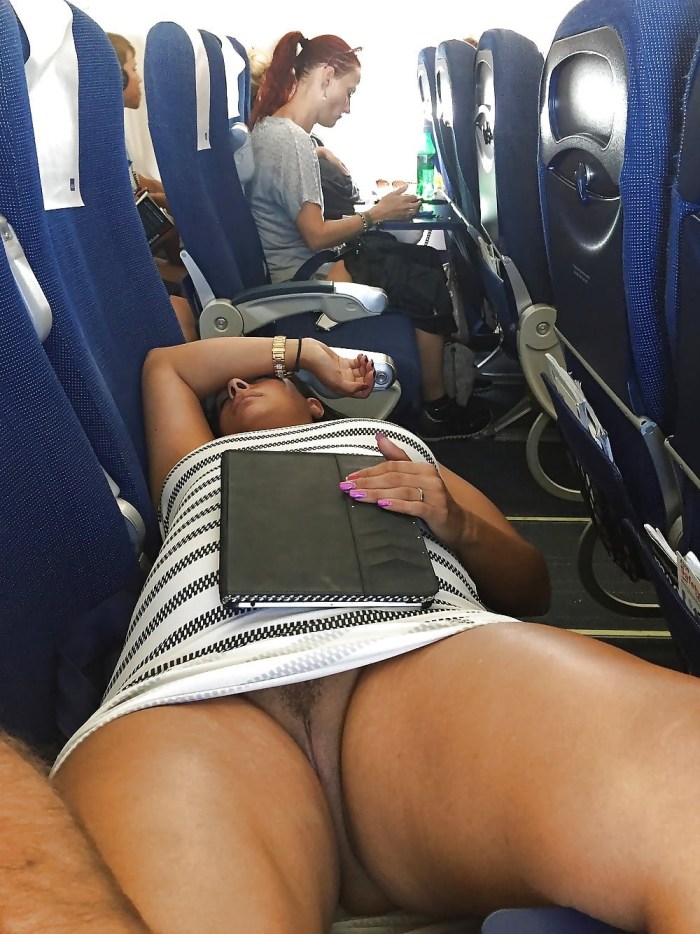 Sleeps without panties in a skirt