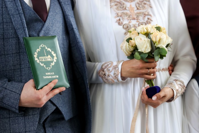 The groom Muslim