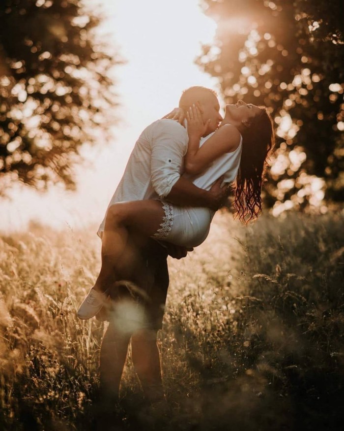 Hugs in nature