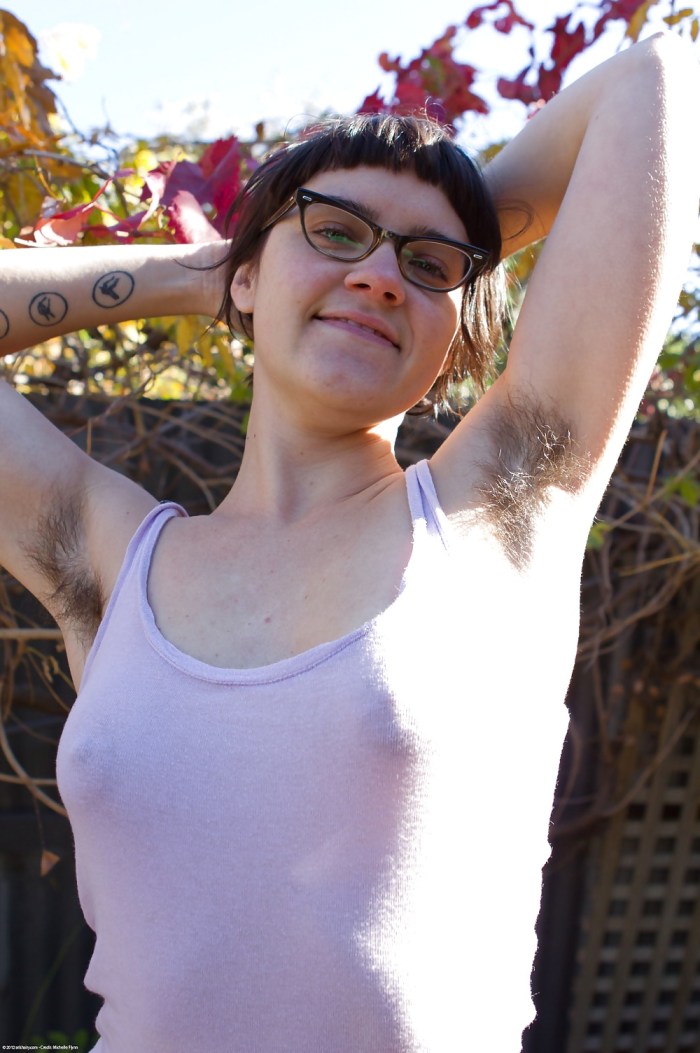 Natural hairy girls
