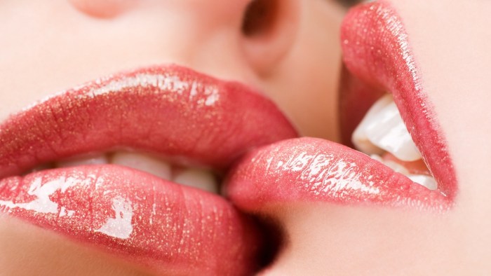 Gentle lips