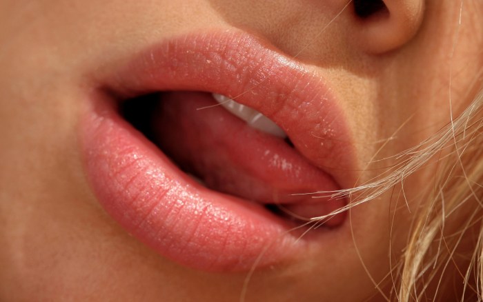 Licks lips