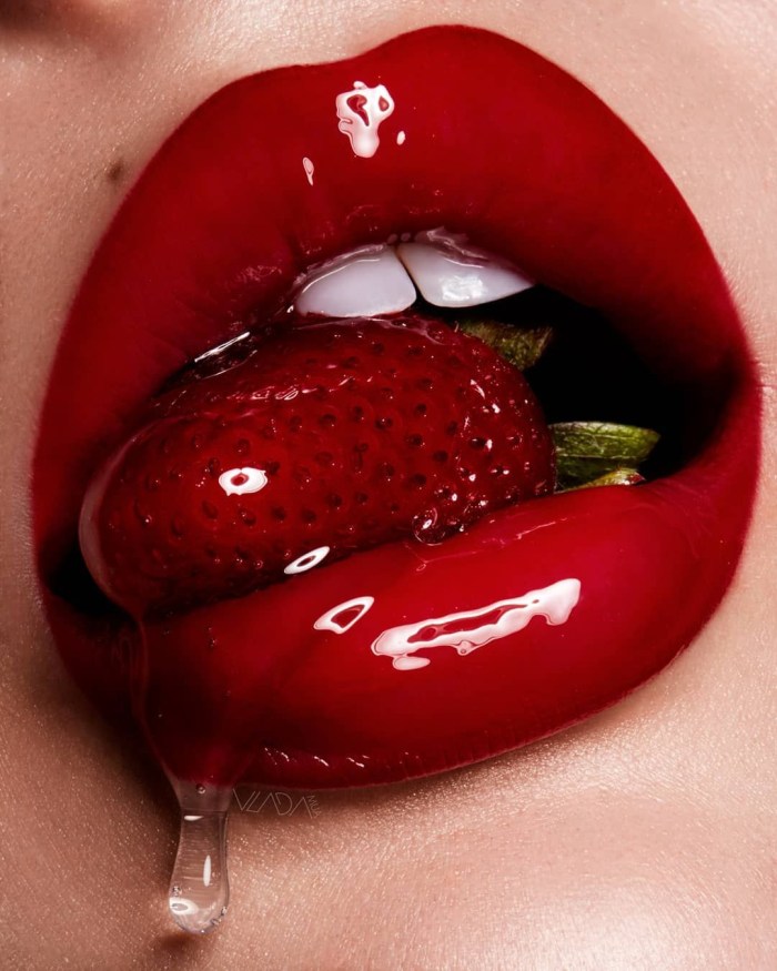 Juicy lips