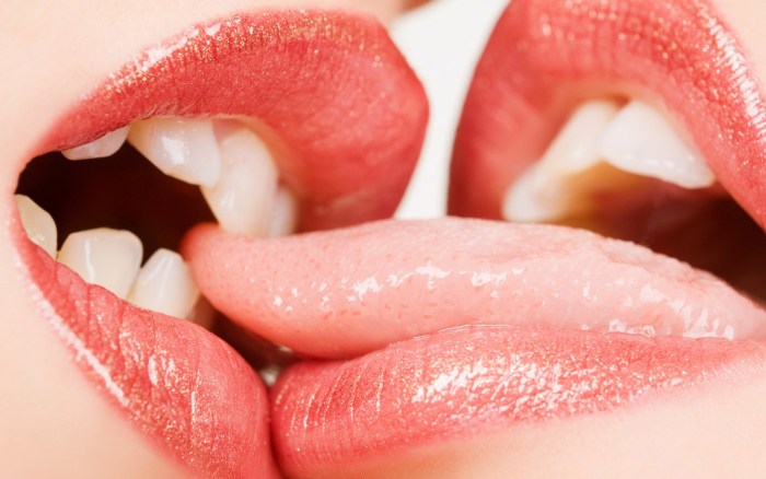 Women's lips