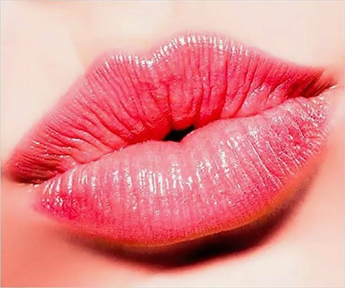 Kiss on the lips