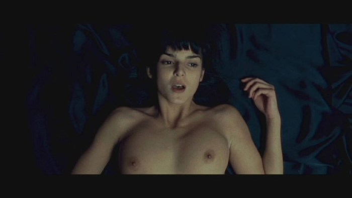 Erotic photos Clara Lago