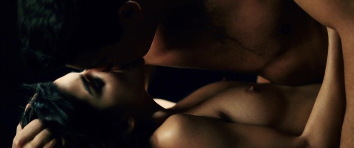 Clara Lago hot scenes