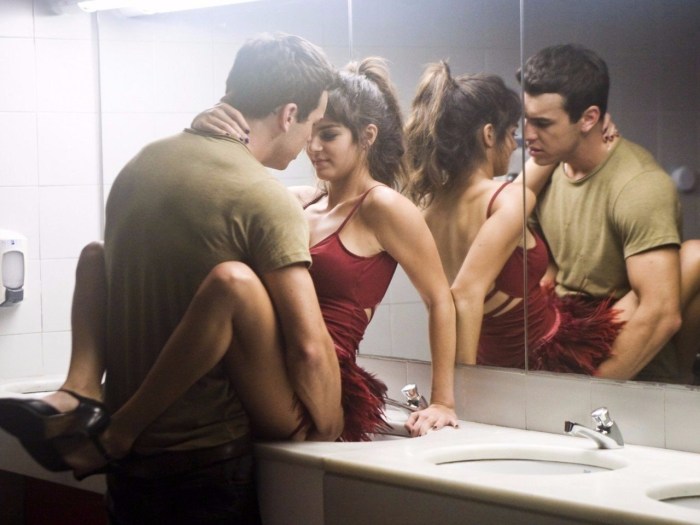Clara Lago Erotic scene