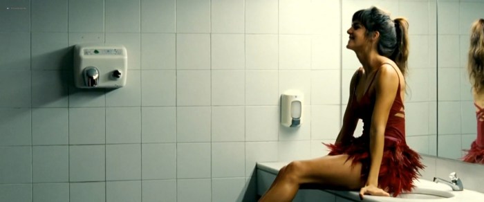 Clara Lago Three meters Sex