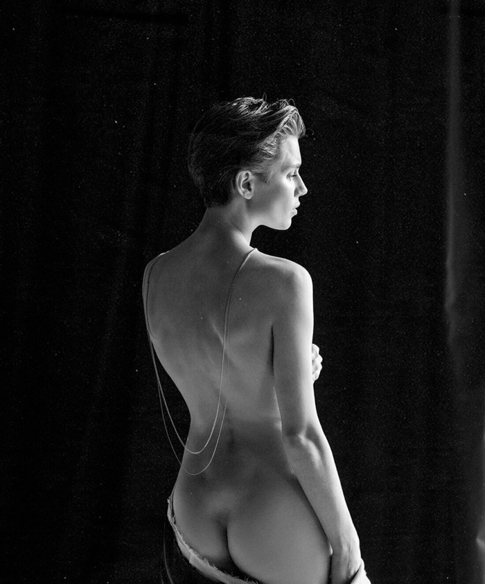 Melnikova nude steel butterfly