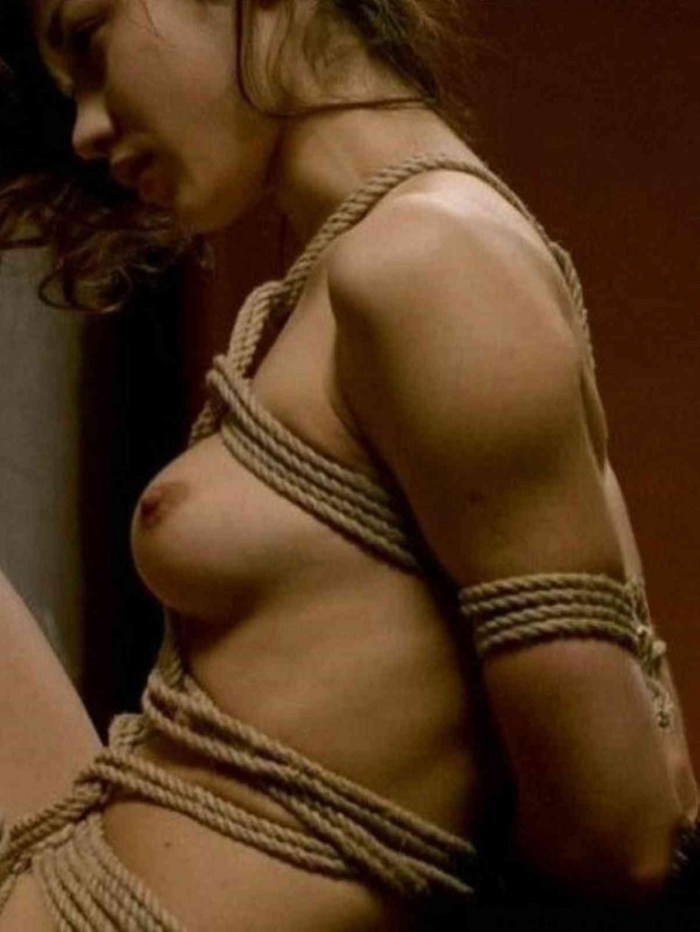 Olga Kurilenko photo naked